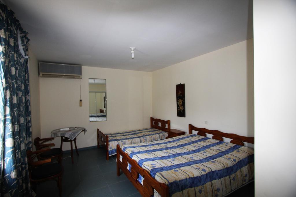 Miloi Rooms And Apartments Exterior foto