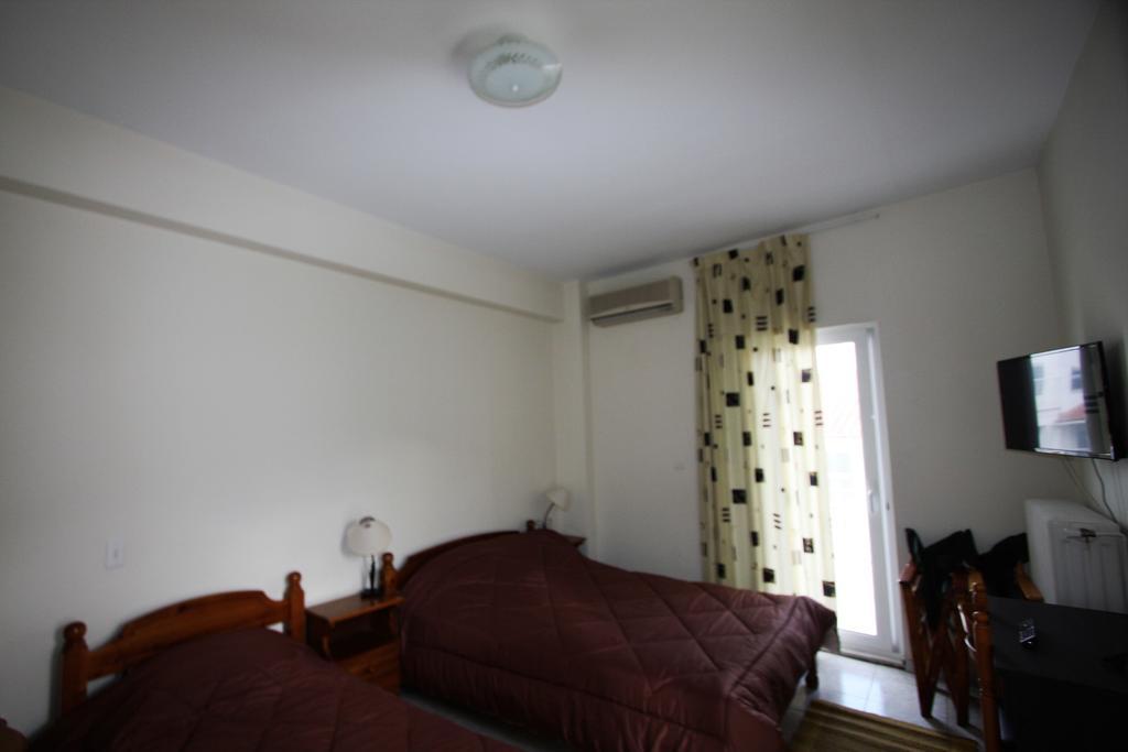 Miloi Rooms And Apartments Exterior foto