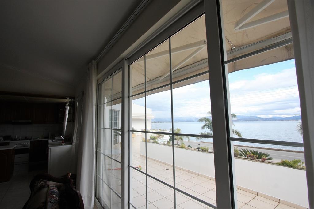 Miloi Rooms And Apartments Exterior foto