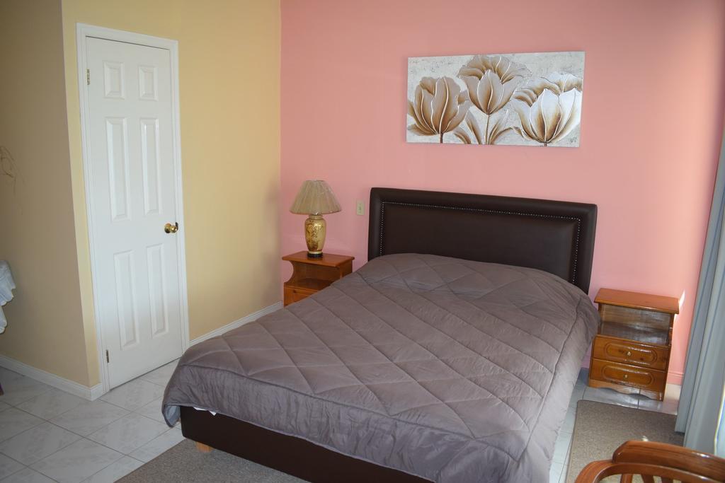 Miloi Rooms And Apartments Exterior foto